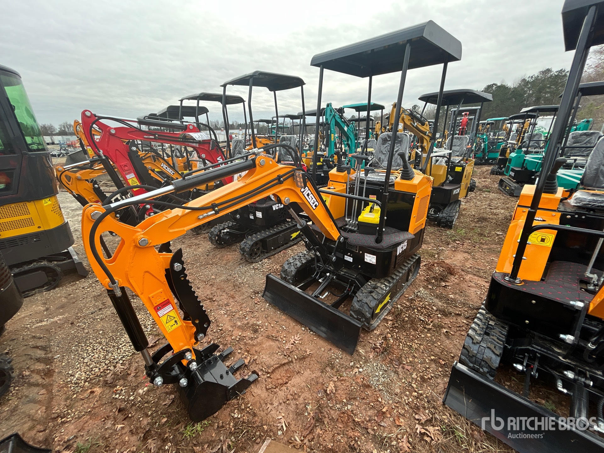 General Appearance with Picture, Left Front Corner