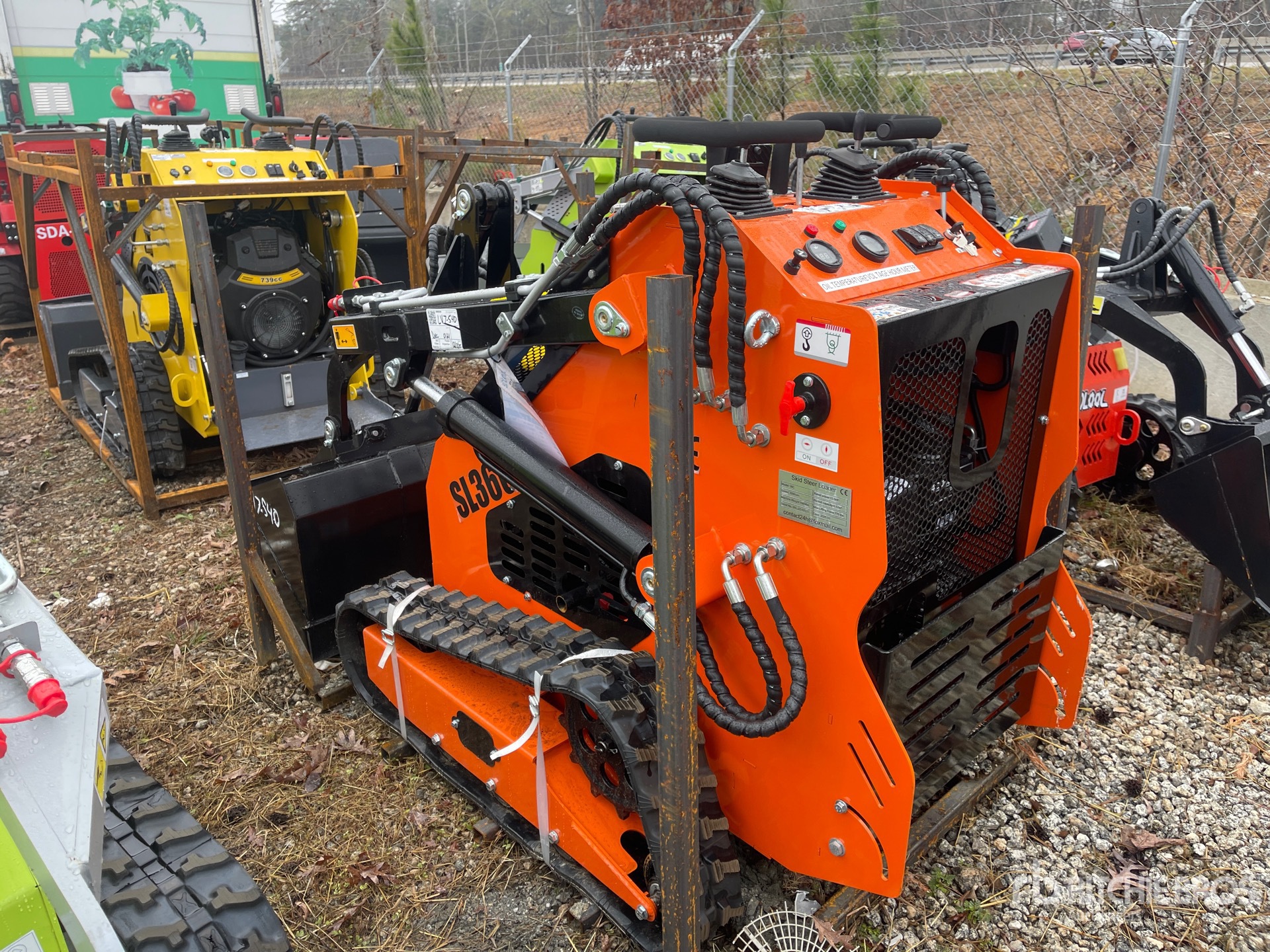 General Appearance with Picture, Left Rear Corner