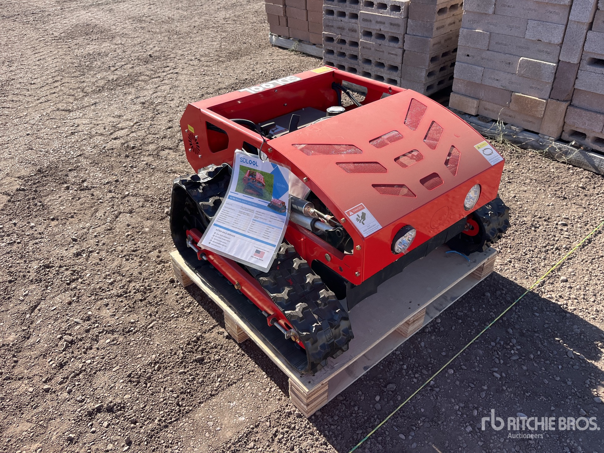 General Appearance with Picture, Right Front Corner