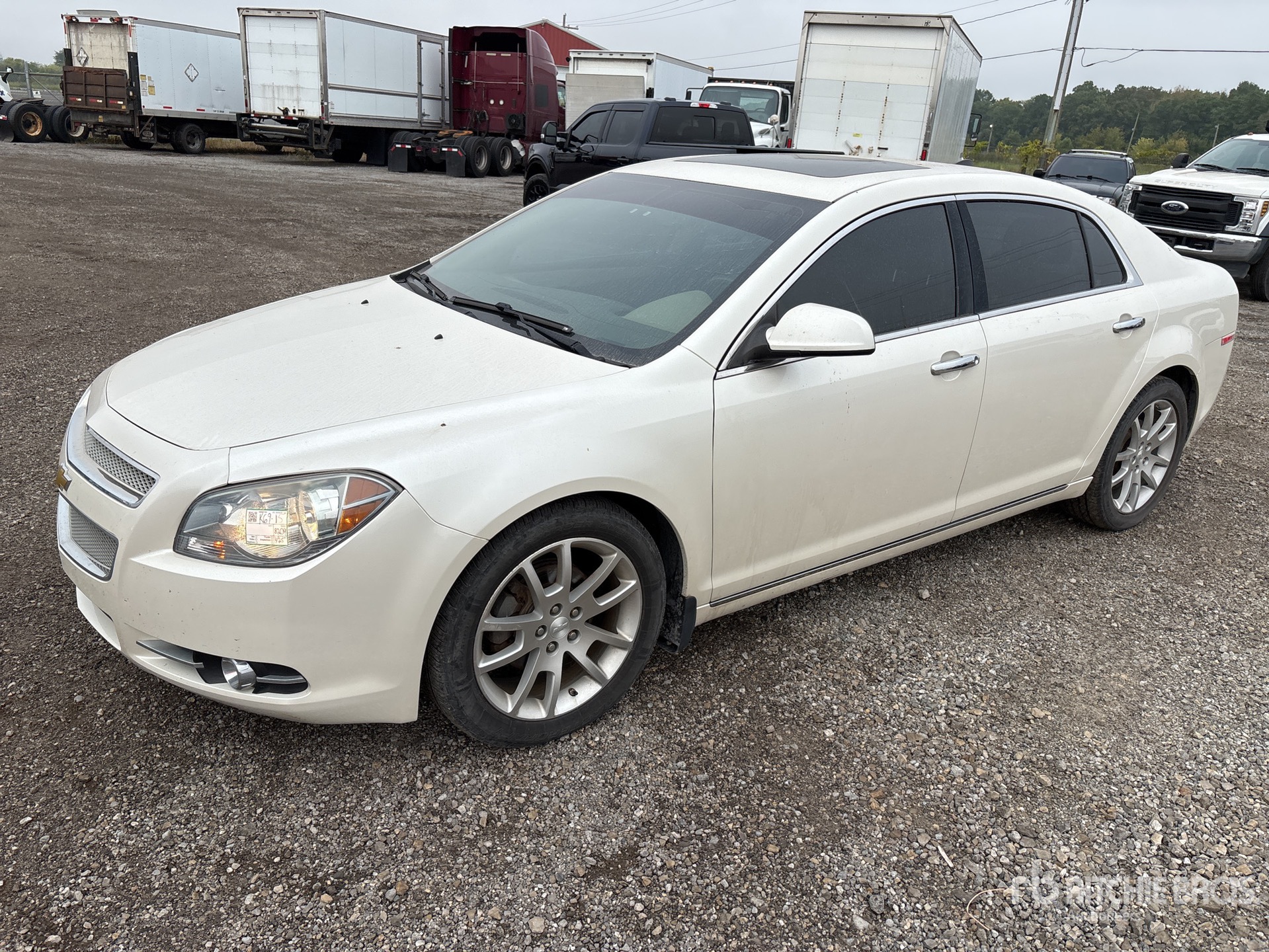 General Appearance with Picture, Left Front Corner