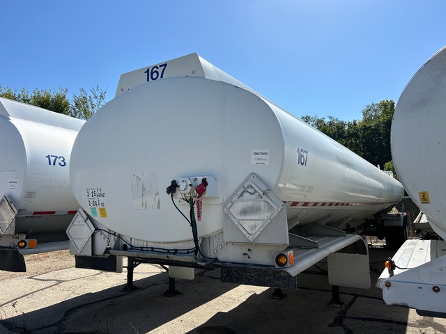 2005 Brenner 9500 gal T/A Tanker Trailer