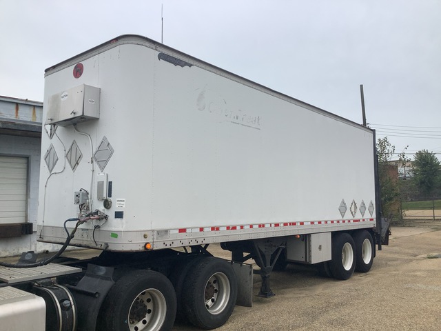 1989 Great Dane 713T -28 28 ft x 102 in T/A Van Trailer