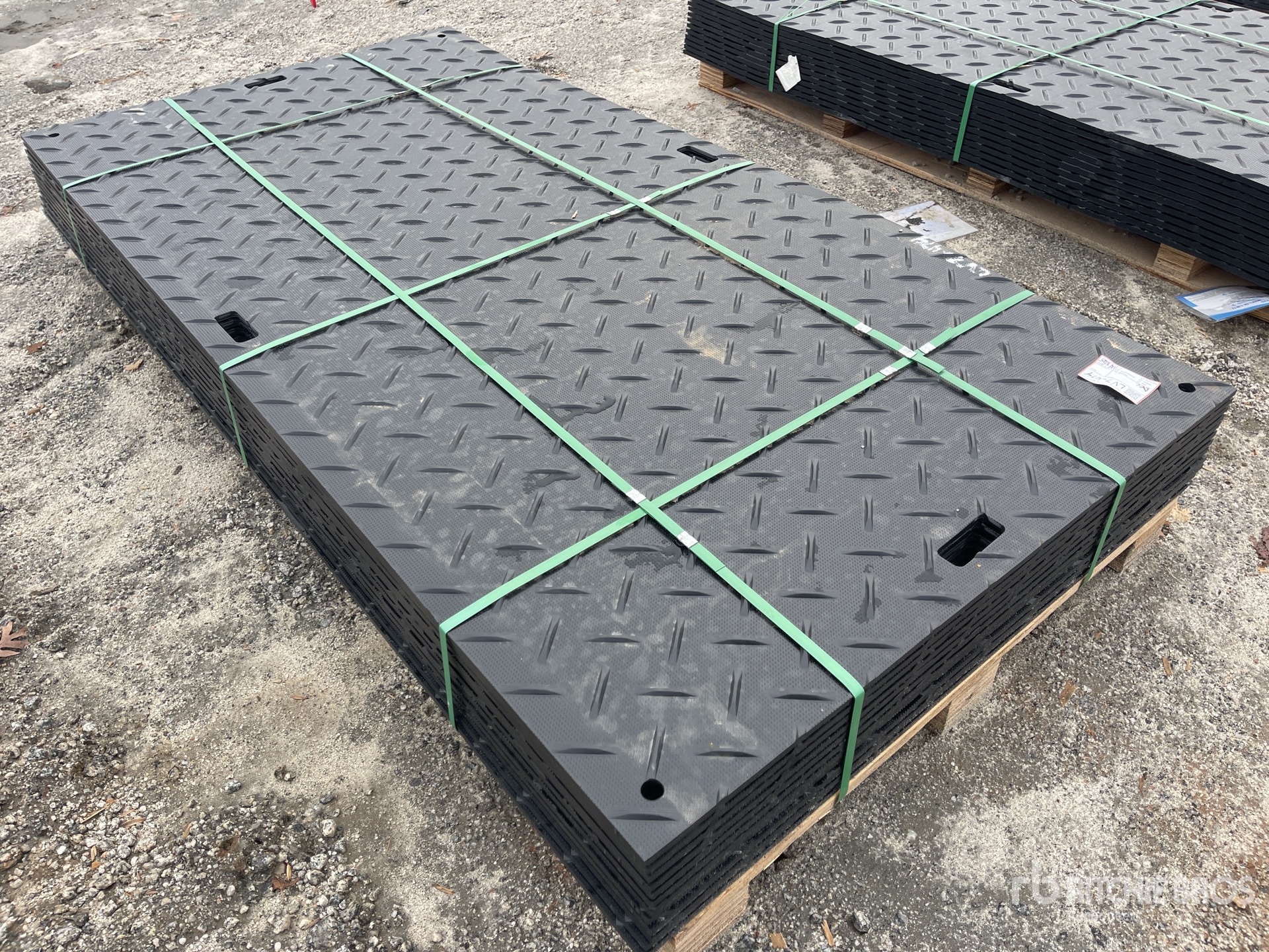 Aspect général with Image, coin avant gauche