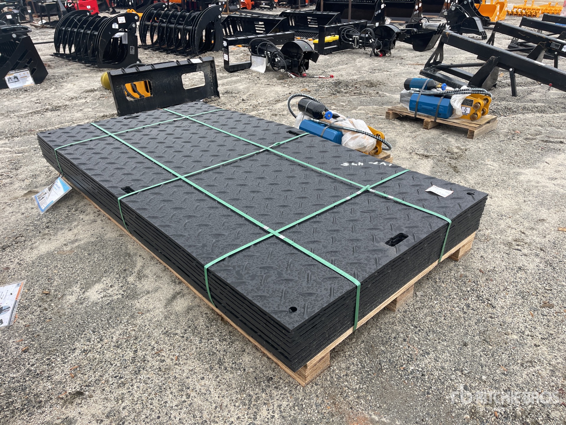 Aspect général with Image, coin avant gauche