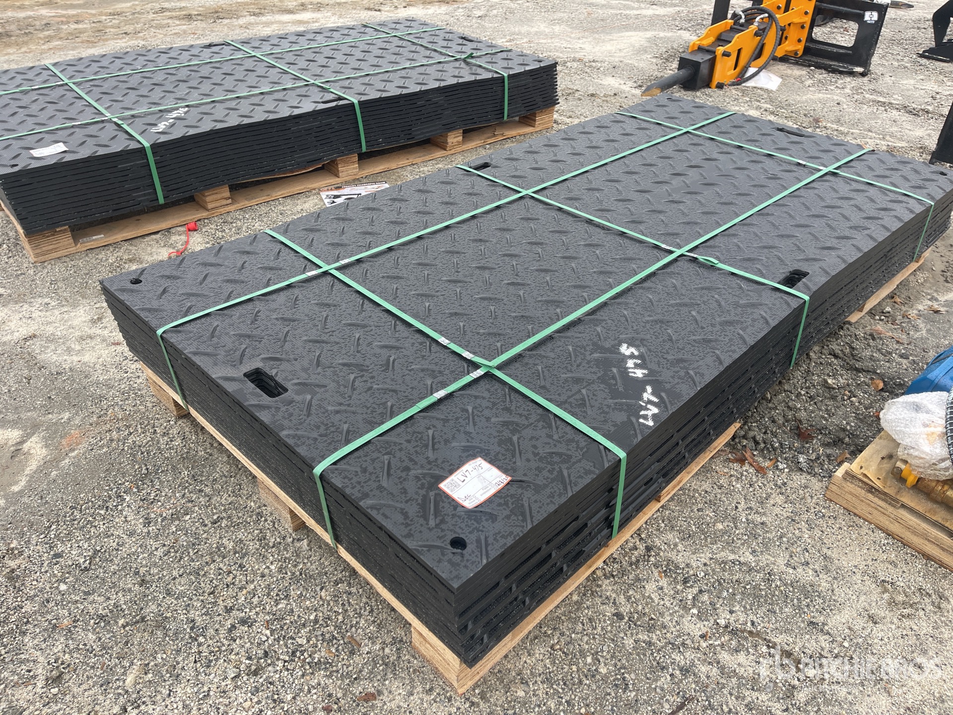 Aspect général with Image, coin arrière gauche