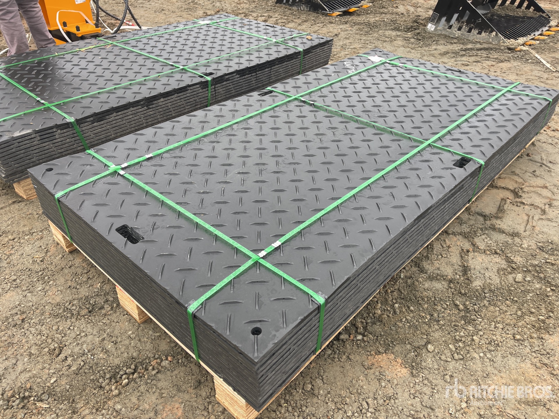 Aspect général with Image, coin avant droit