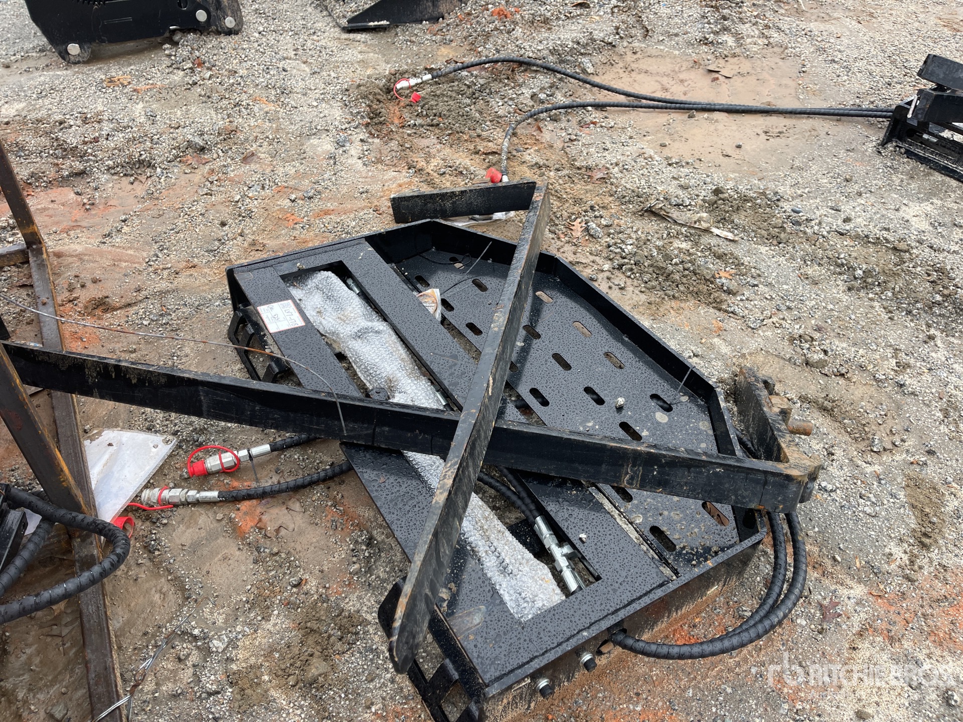 General Appearance with Foto, angolo anteriore sinistro