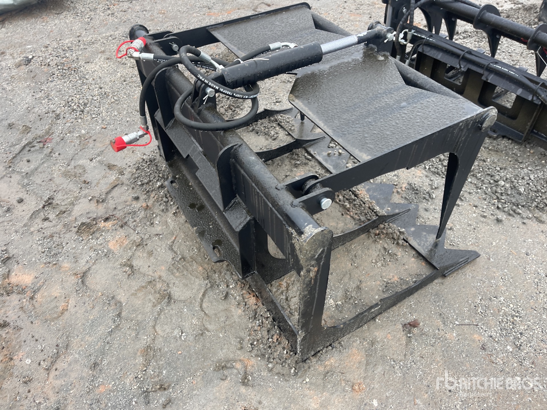 General Appearance with Bild, Ecke hinten rechts