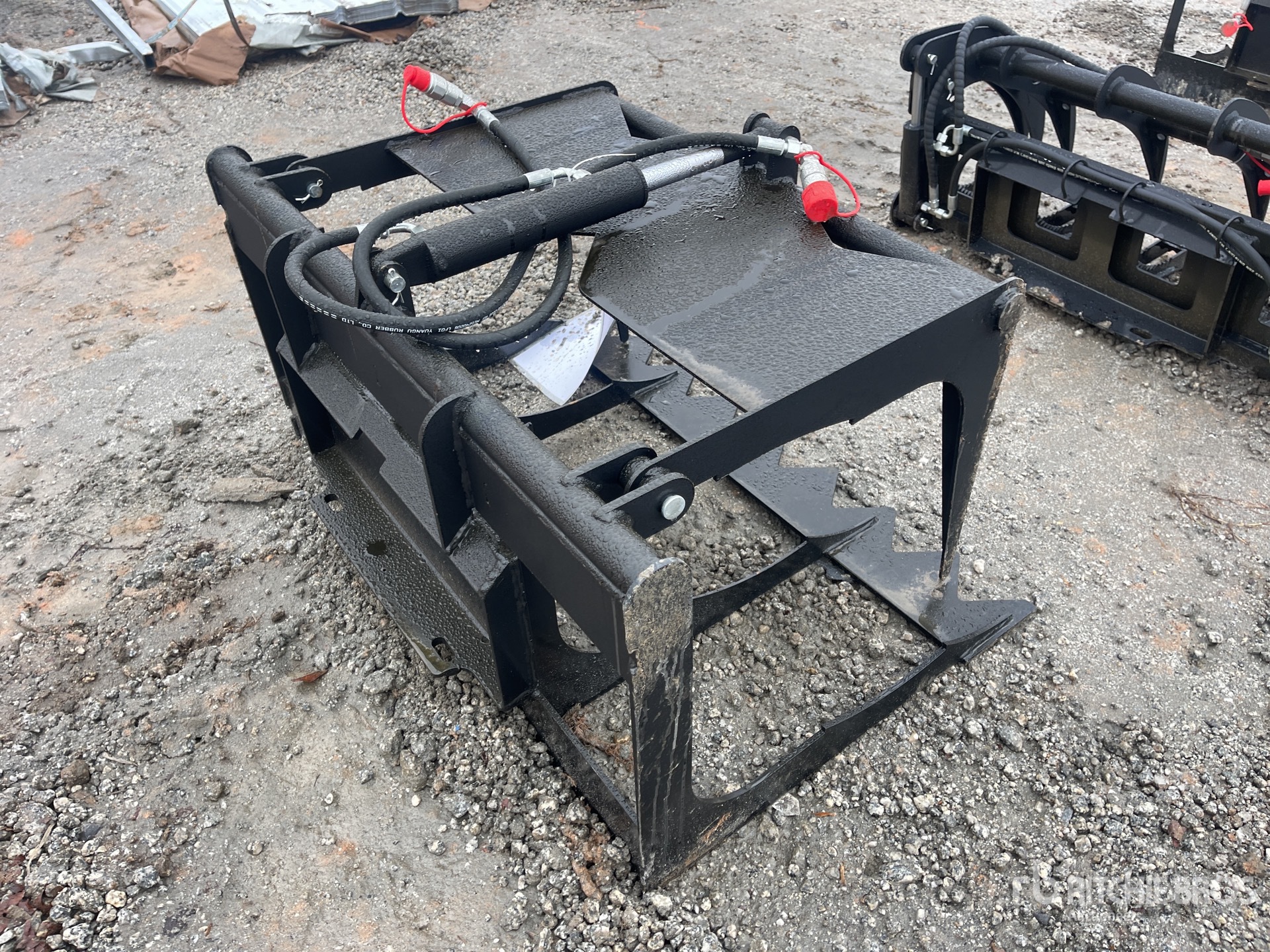 General Appearance with Bild, Ecke hinten rechts