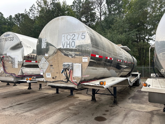 2003 Polar 7000 gal T/A Tanker Trailer