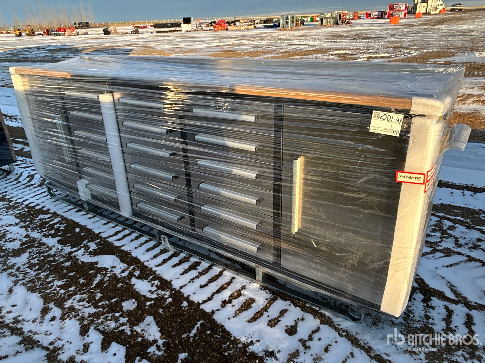 General Appearance with Picture, Left Front Corner