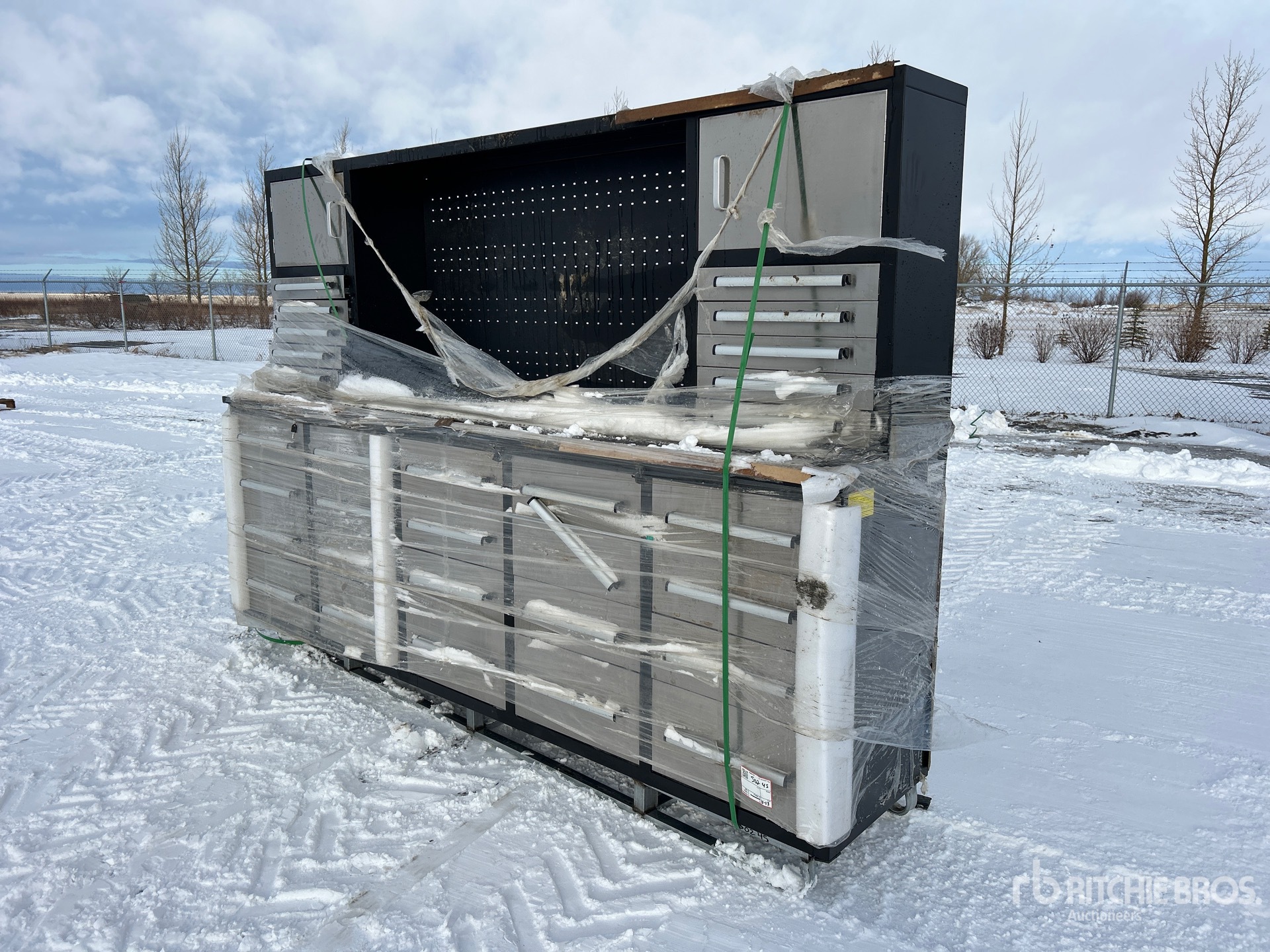 General Appearance with Picture, Left Front Corner