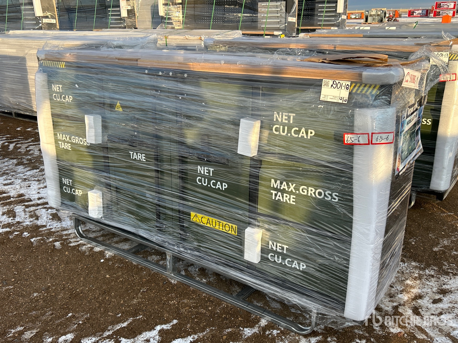 General Appearance with Picture, Left Front Corner