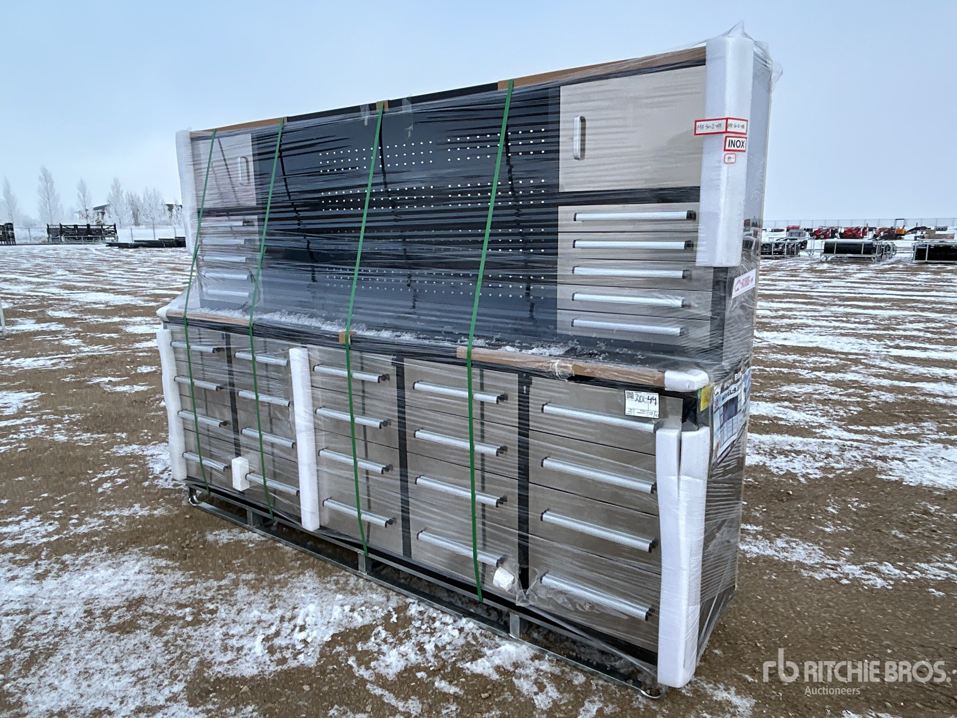 General Appearance with Picture, Left Front Corner