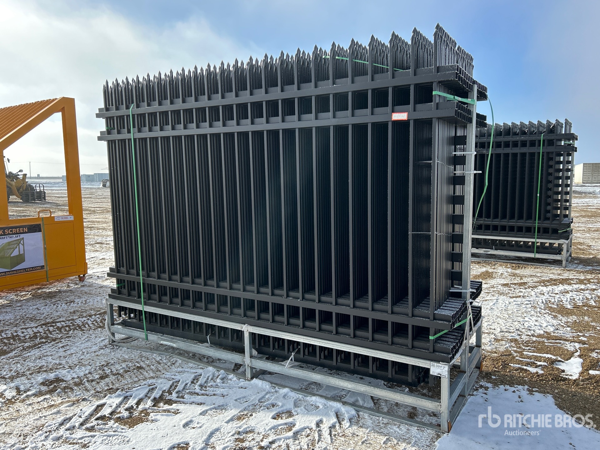 General Appearance with Foto, angolo anteriore sinistro