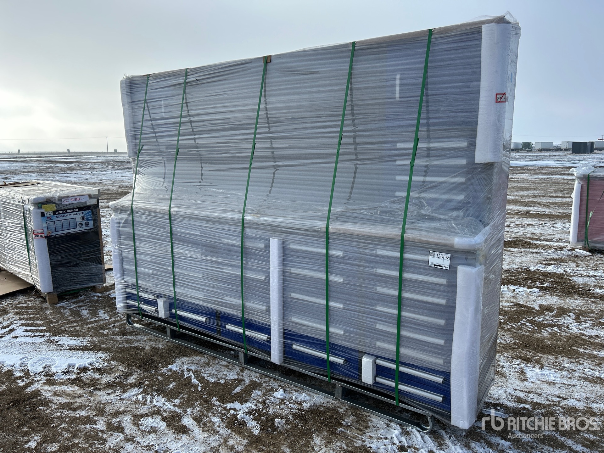 General Appearance with Picture, Left Front Corner