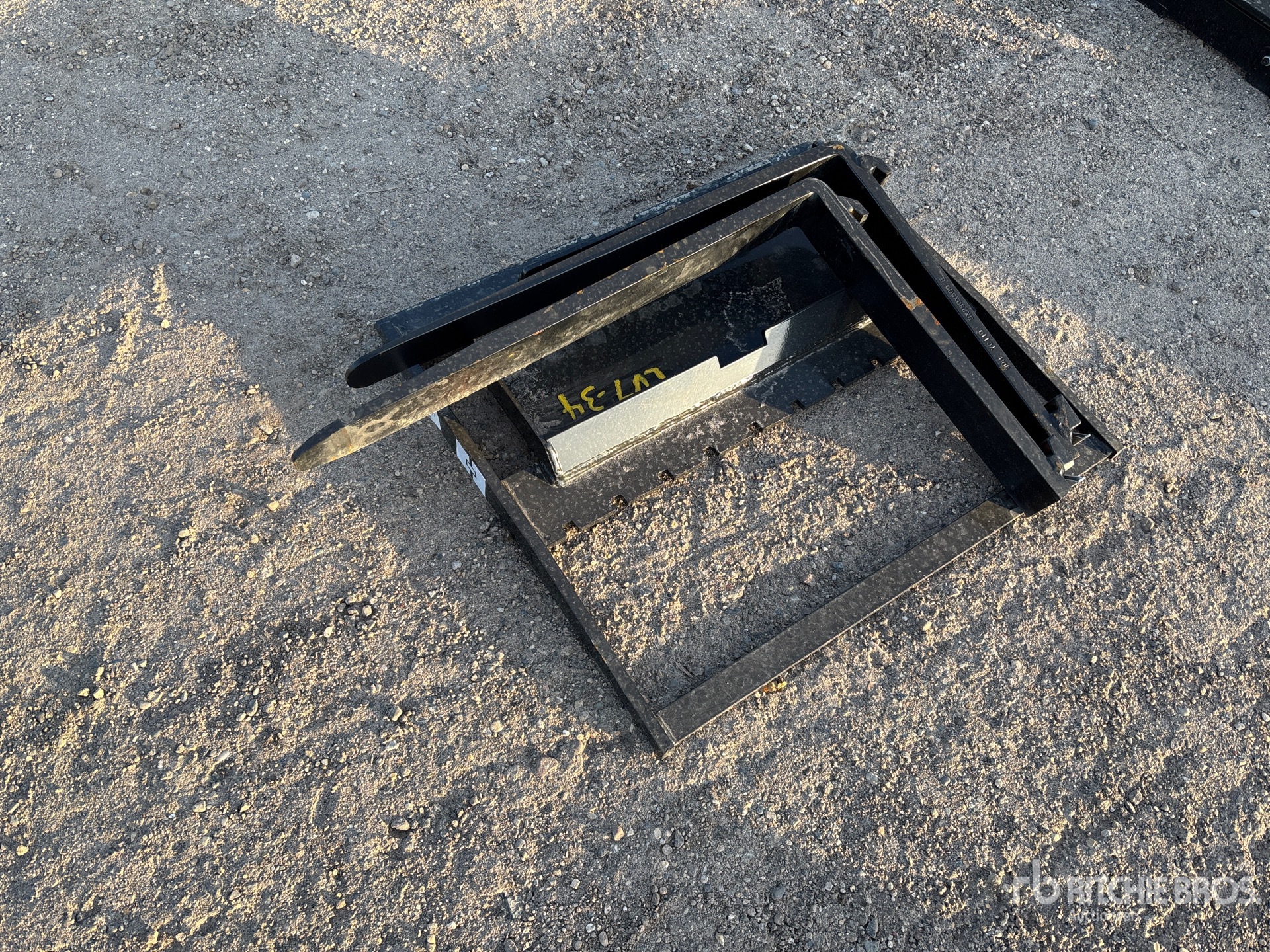 General Appearance with Foto, angolo posteriore sinistro