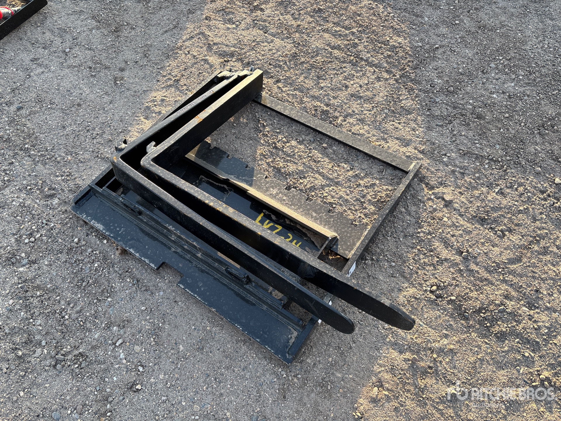 General Appearance with Foto, angolo anteriore sinistro