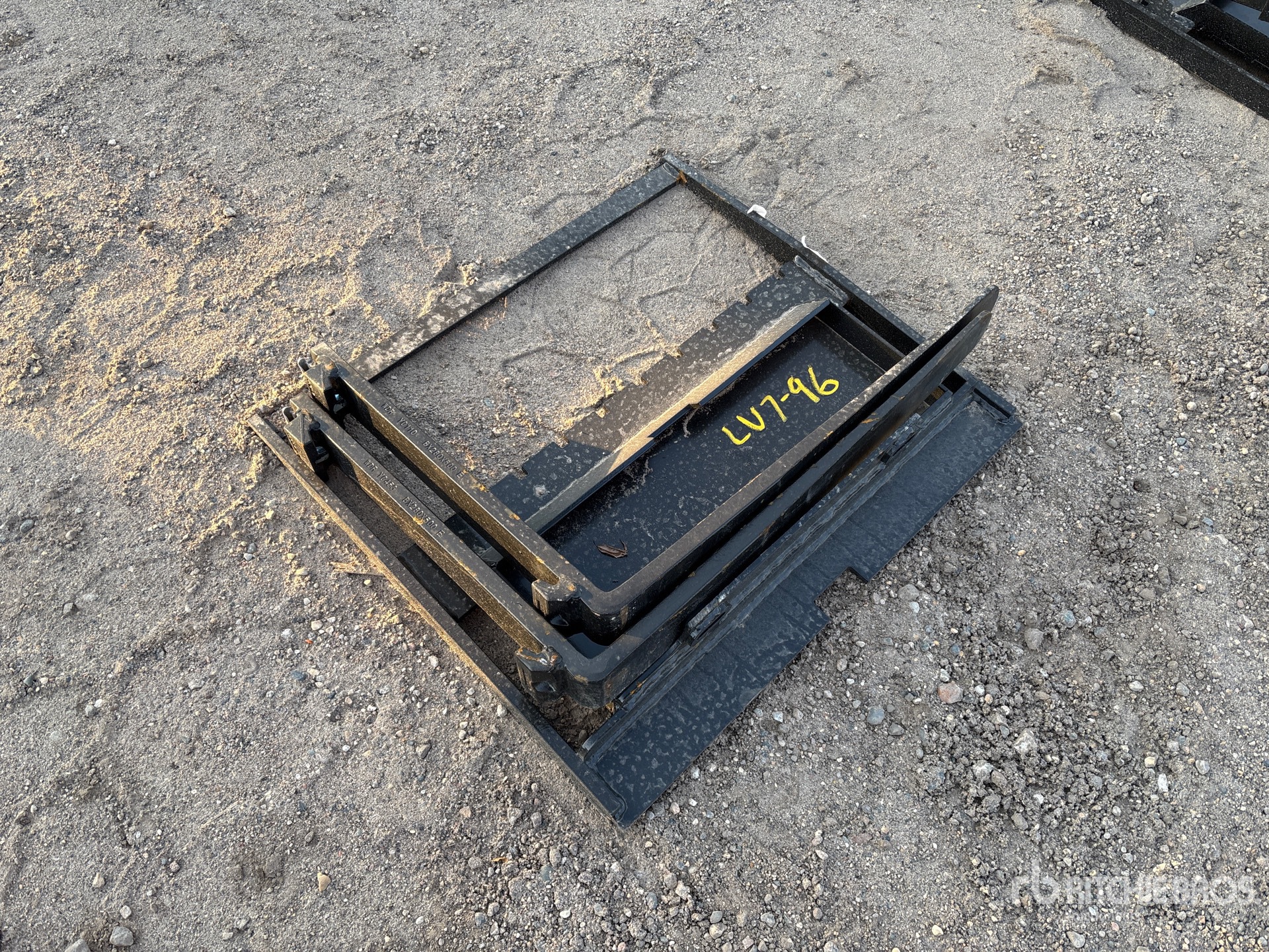 General Appearance with Foto, angolo anteriore destro