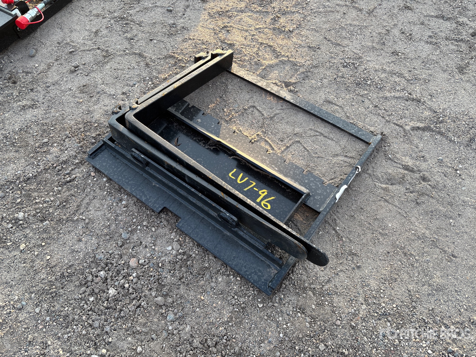 General Appearance with Foto, angolo anteriore sinistro