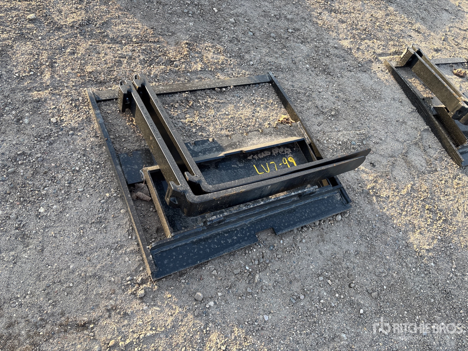 General Appearance with Foto, angolo anteriore destro