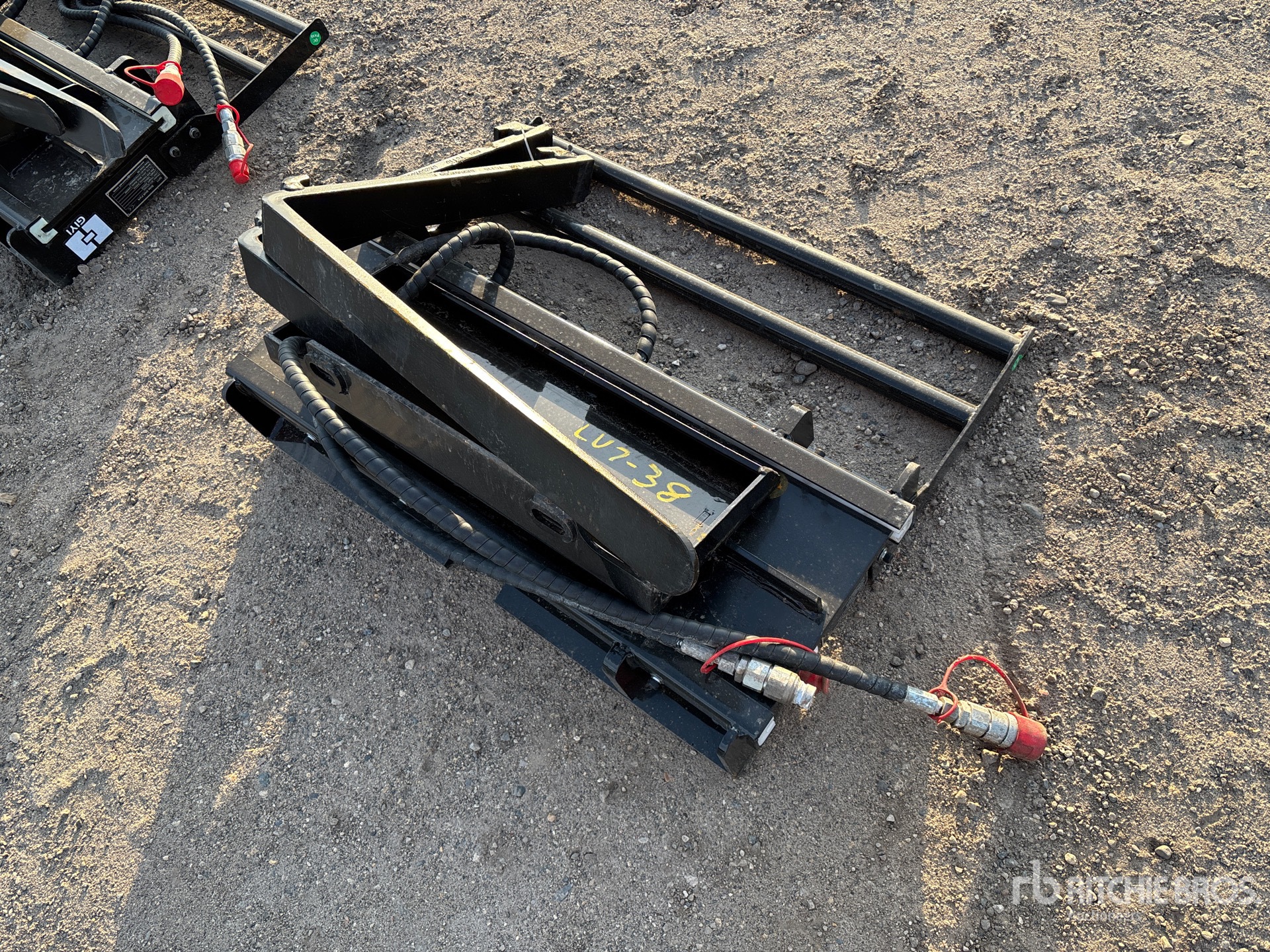 General Appearance with Foto, angolo anteriore sinistro