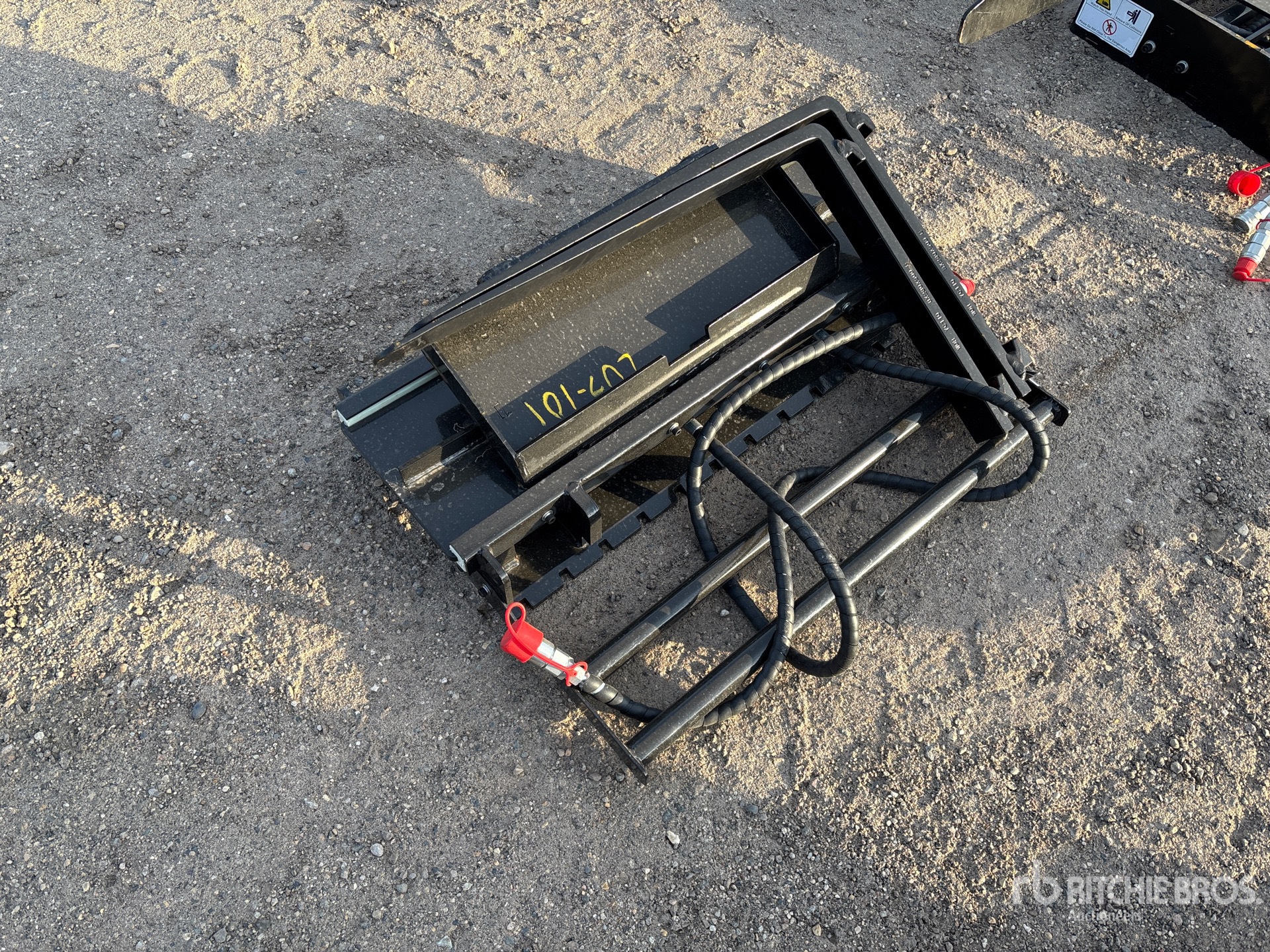 General Appearance with Foto, angolo posteriore sinistro