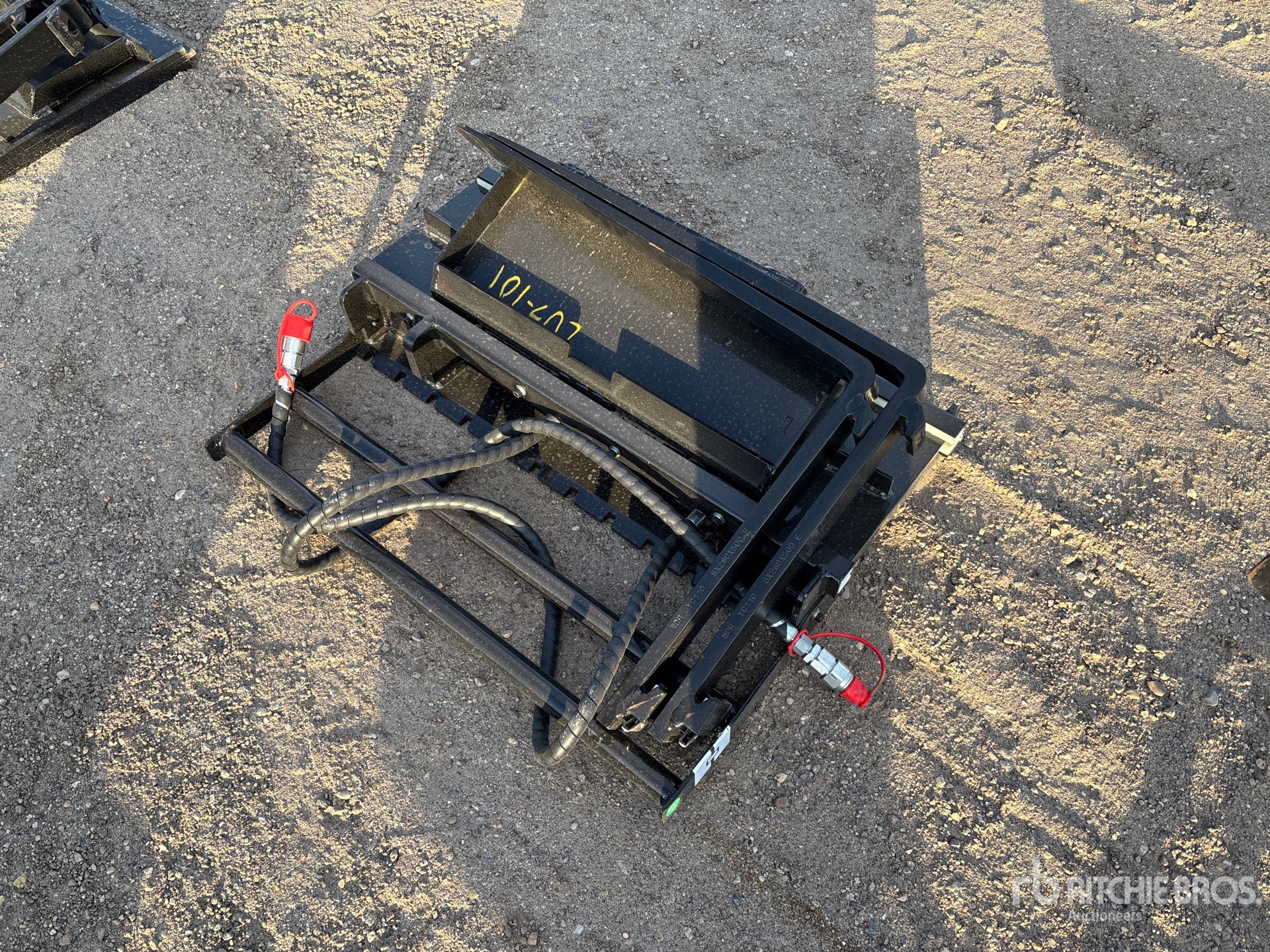 General Appearance with Foto, angolo anteriore sinistro