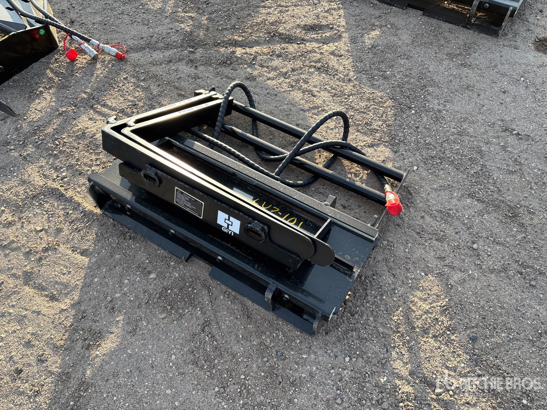 General Appearance with Foto, angolo anteriore sinistro