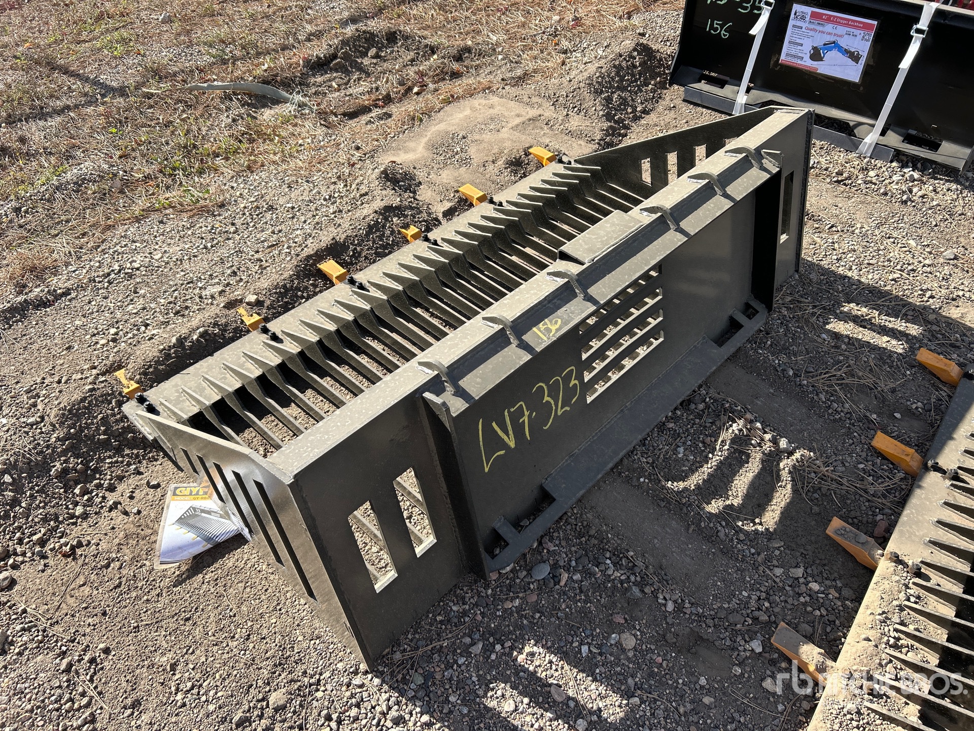 General Appearance with Picture, Left Rear Corner