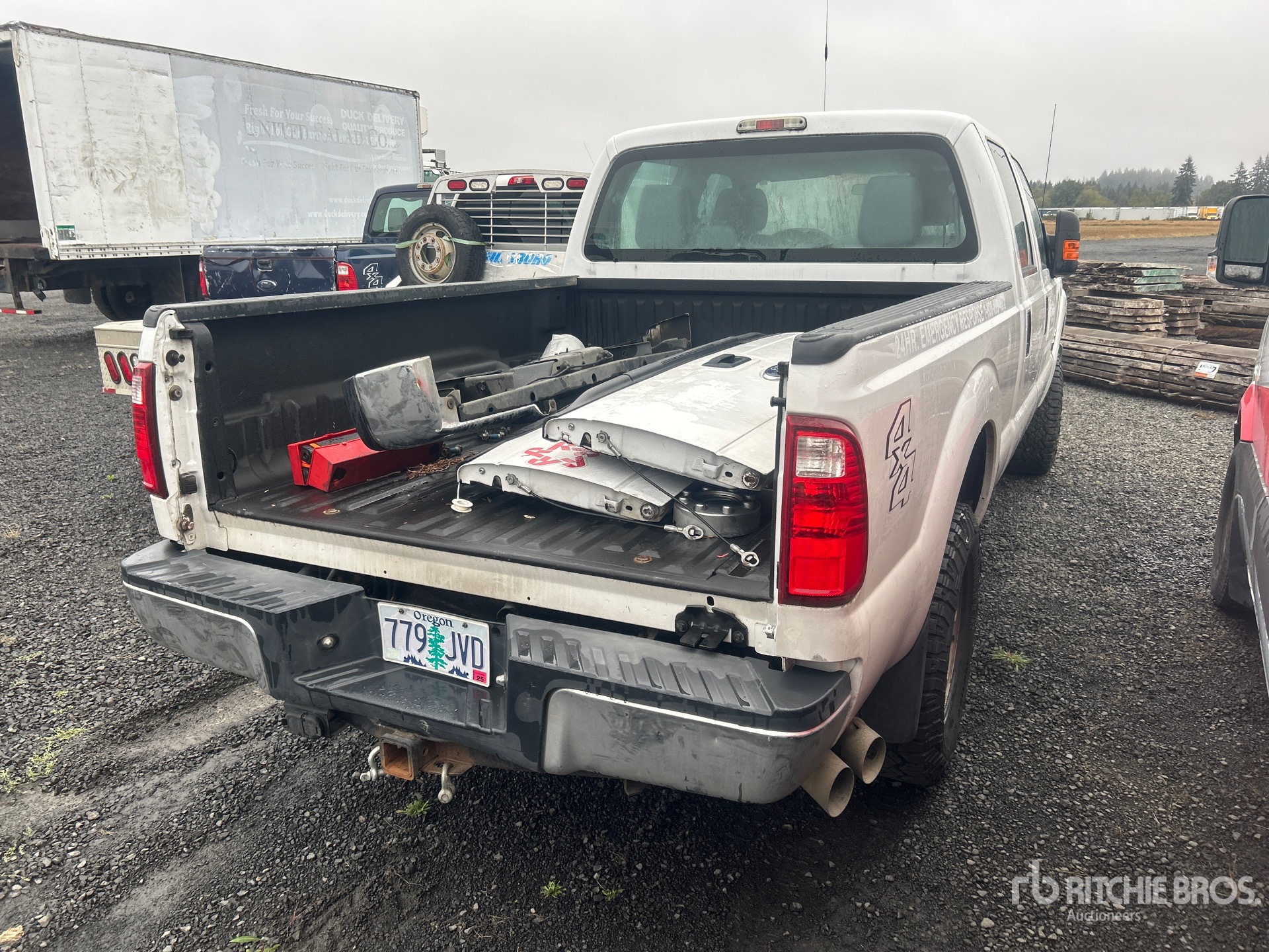 General Appearance with Picture, Right Rear Corner