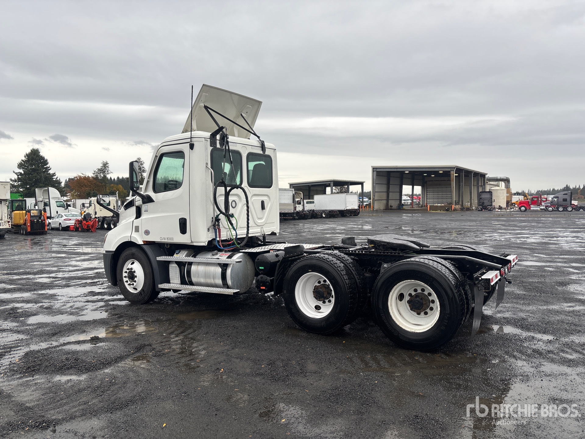 General Appearance with Picture, Left Rear Corner