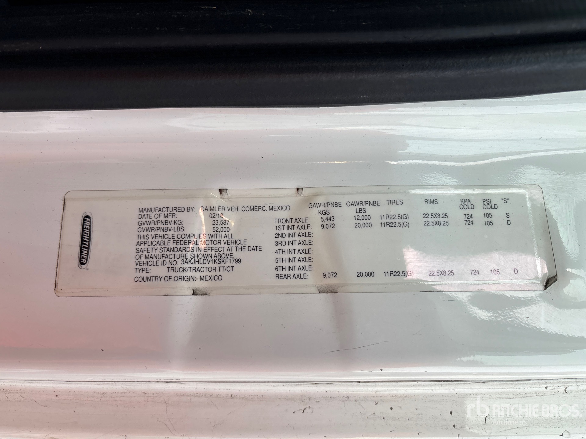 General Appearance with Serial Number / VIN