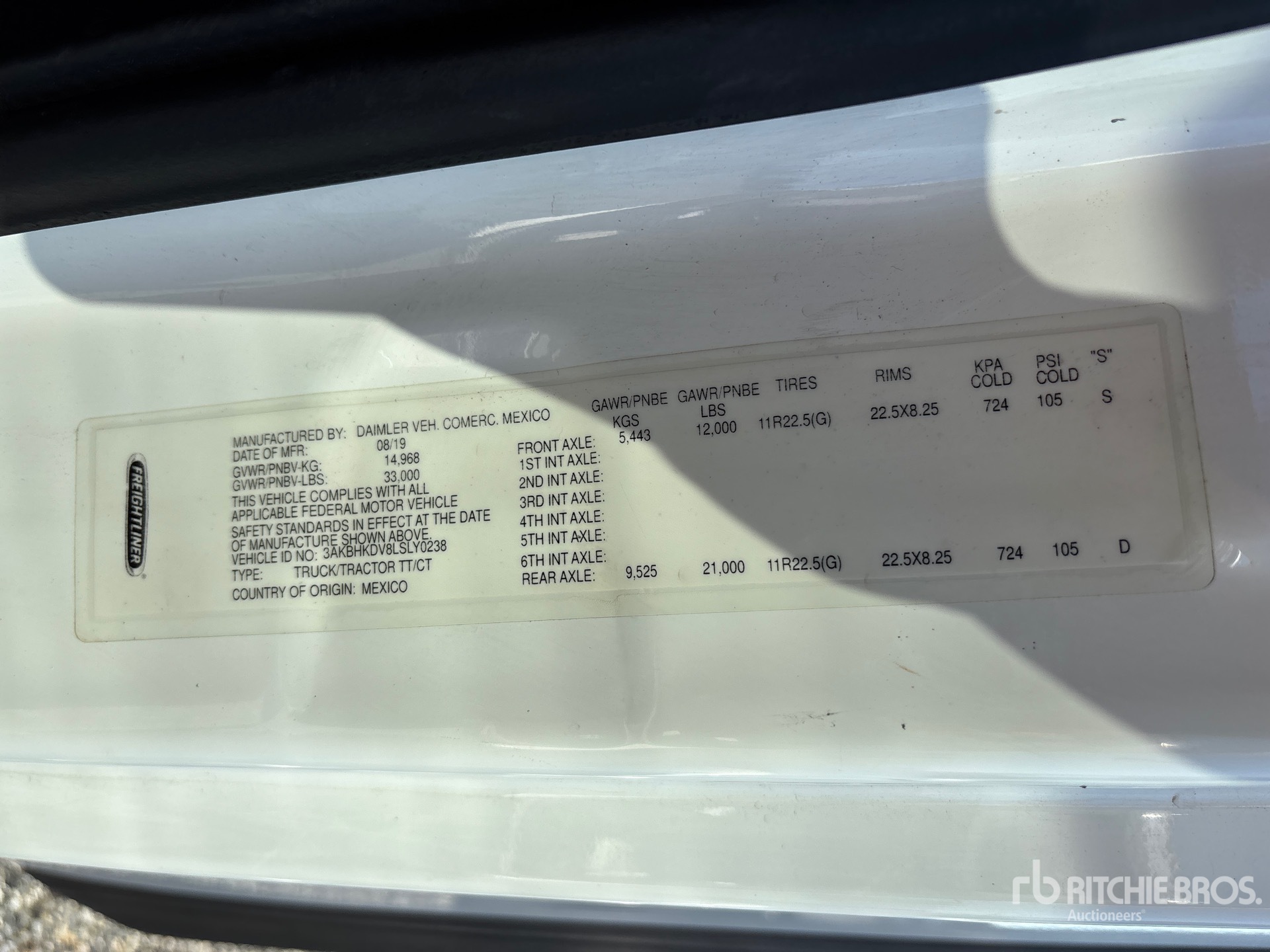 General Appearance with Serial Number / VIN