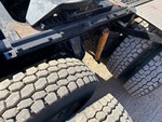 4 Underbody - Truck with 