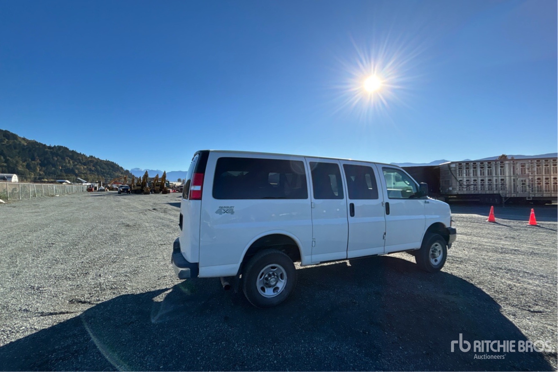 General Appearance with Picture, Right Rear Corner