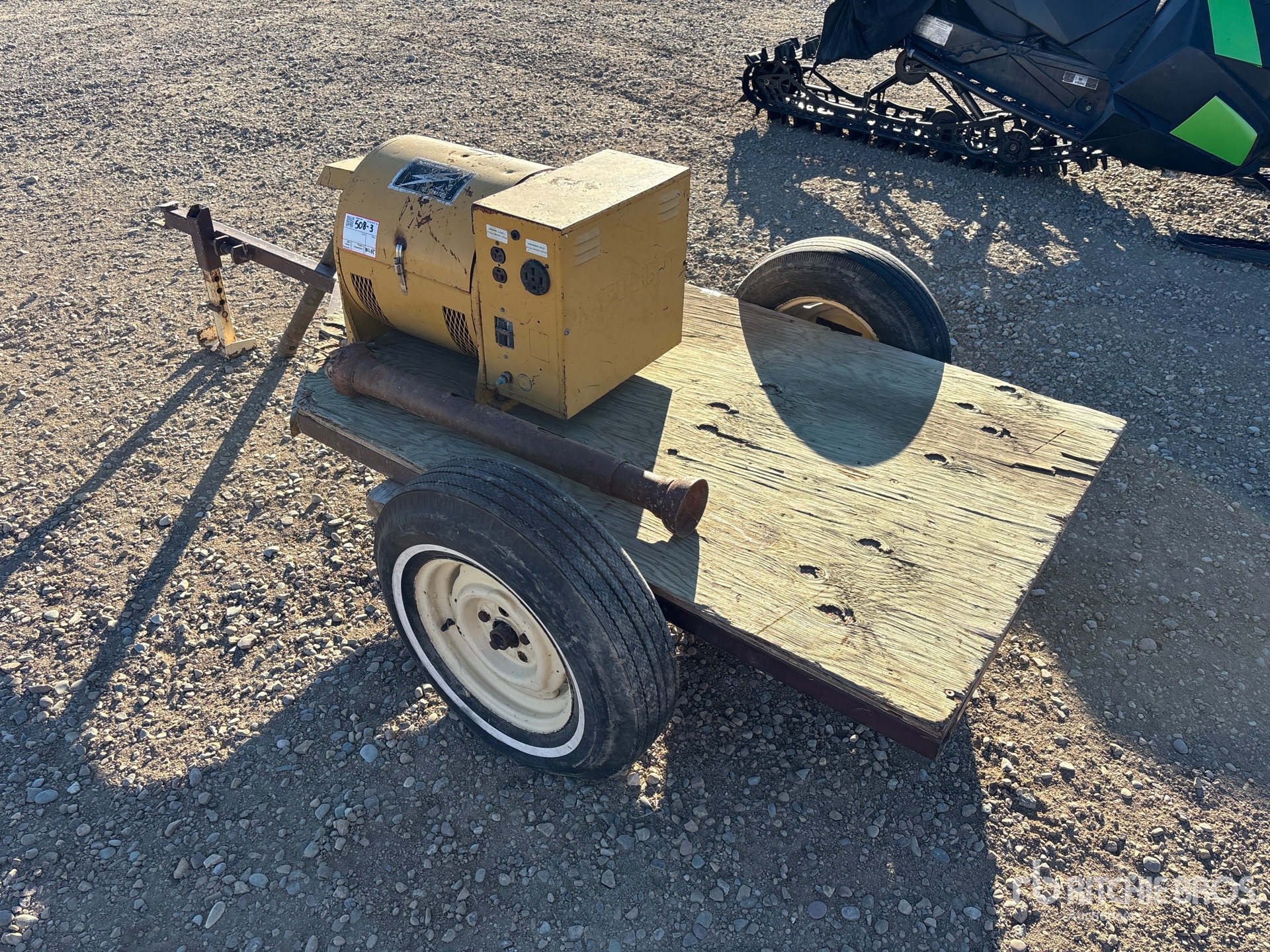 General Appearance with Picture, Left Rear Corner
