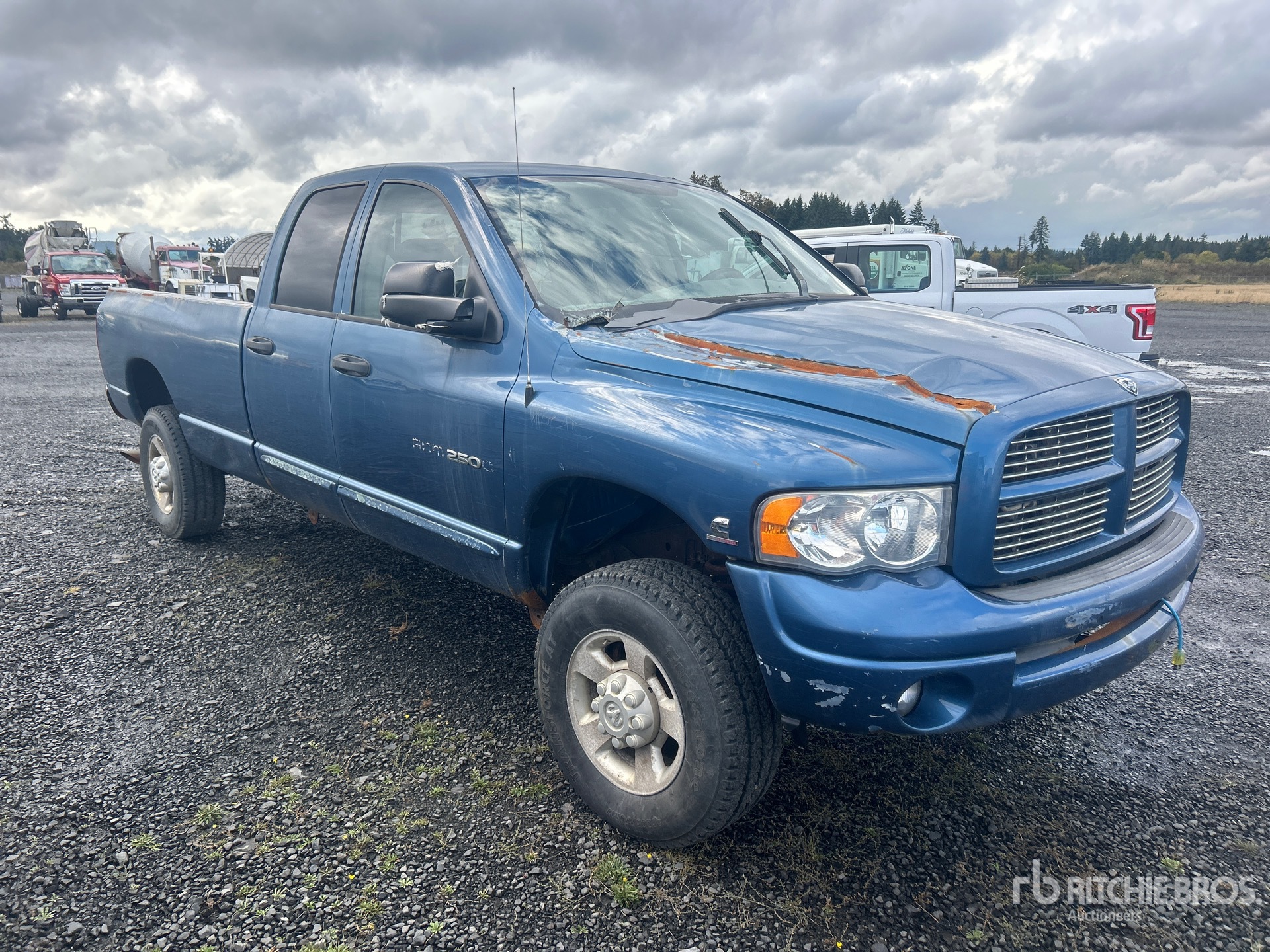 General Appearance with Picture, Right Front Corner
