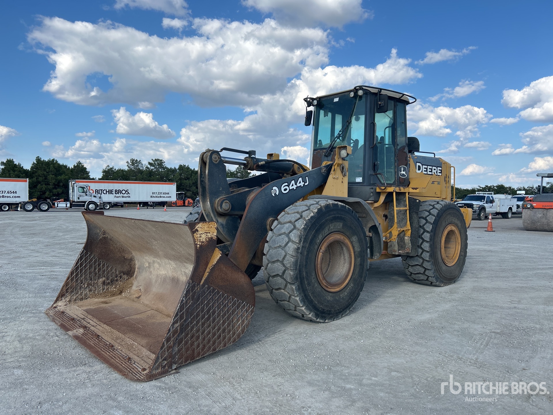 CARGADOR FRONTAL 2006 JOHN DEERE 644J