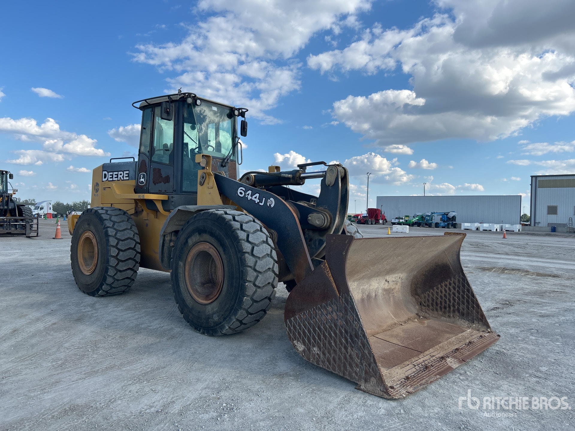 CARGADOR FRONTAL 2006 JOHN DEERE 644J