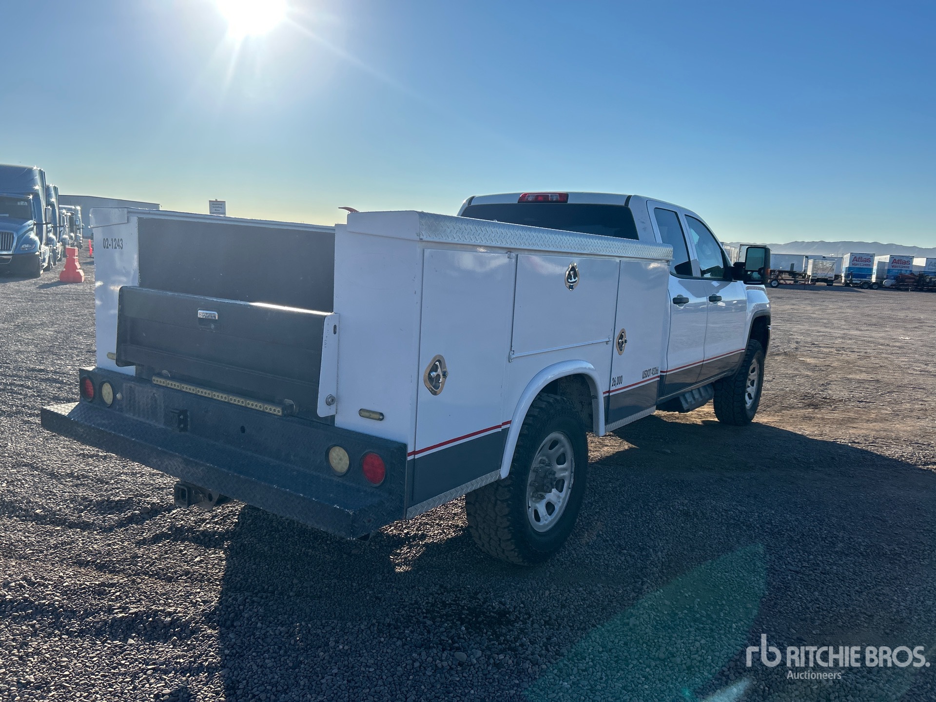 General Appearance with Picture, Right Rear Corner