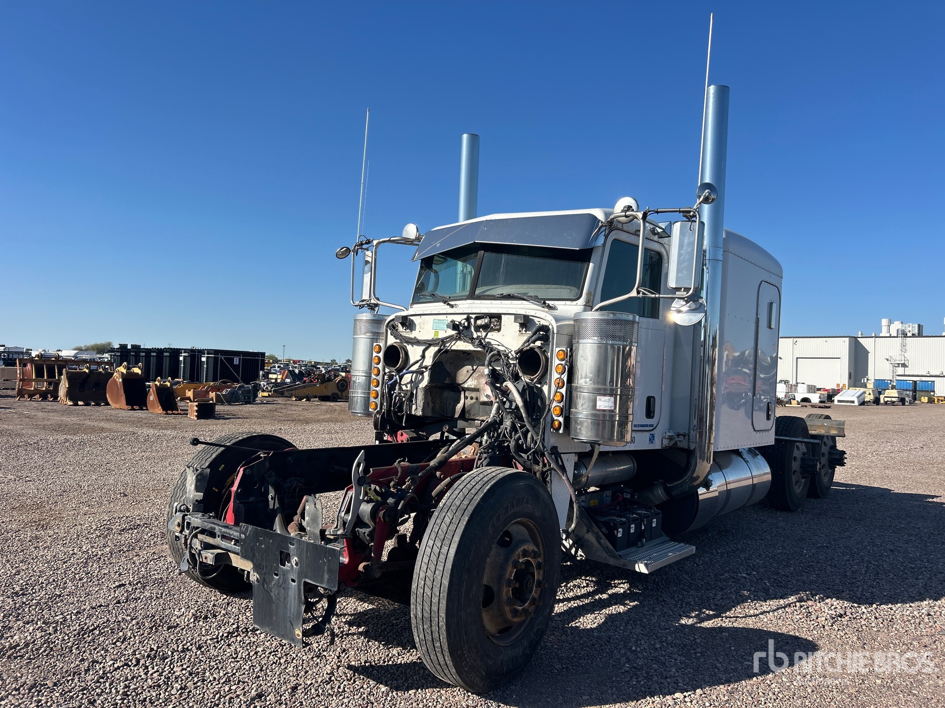 General Appearance with Picture, Left Front Corner