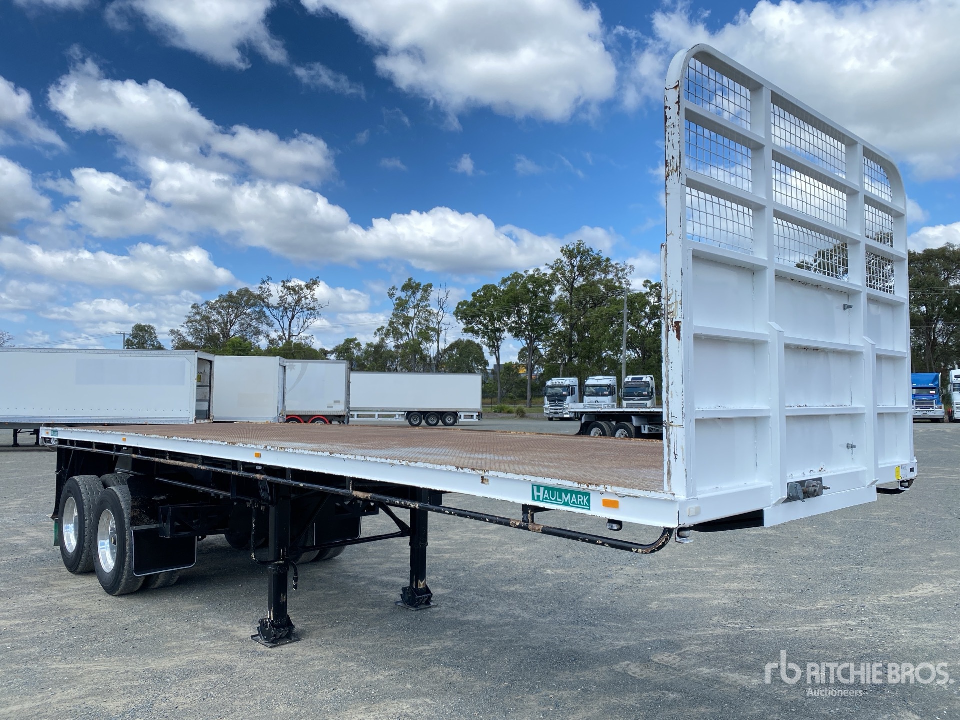 General Appearance with Image, coin avant gauche