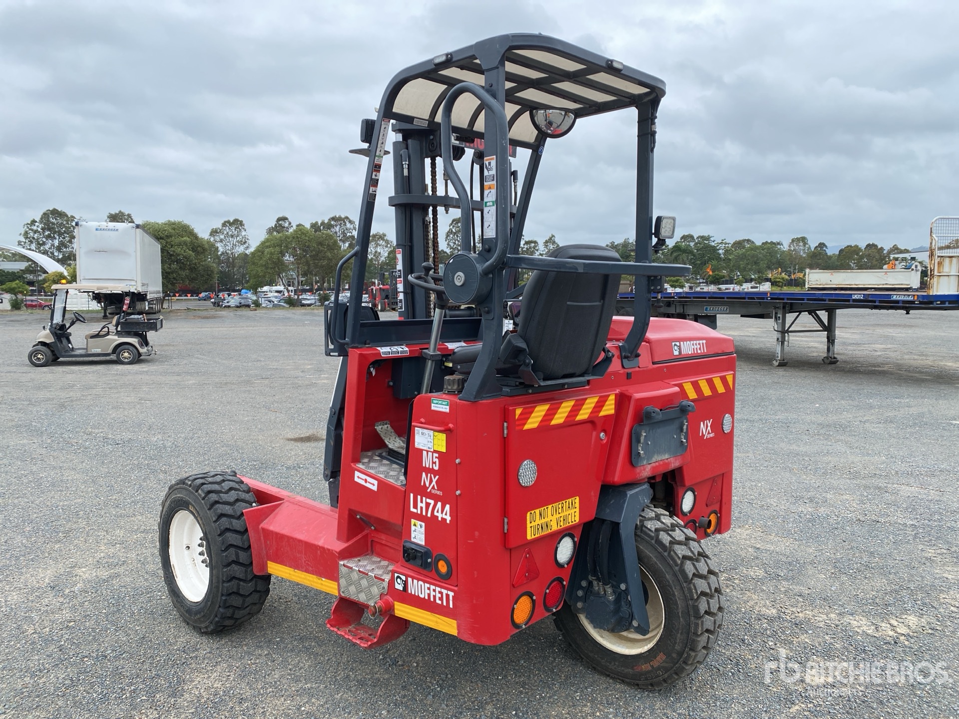 General Appearance with Picture, Left Rear Corner