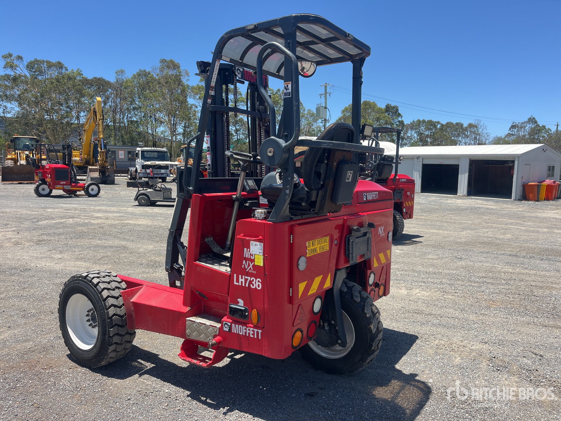 General Appearance with Picture, Left Rear Corner