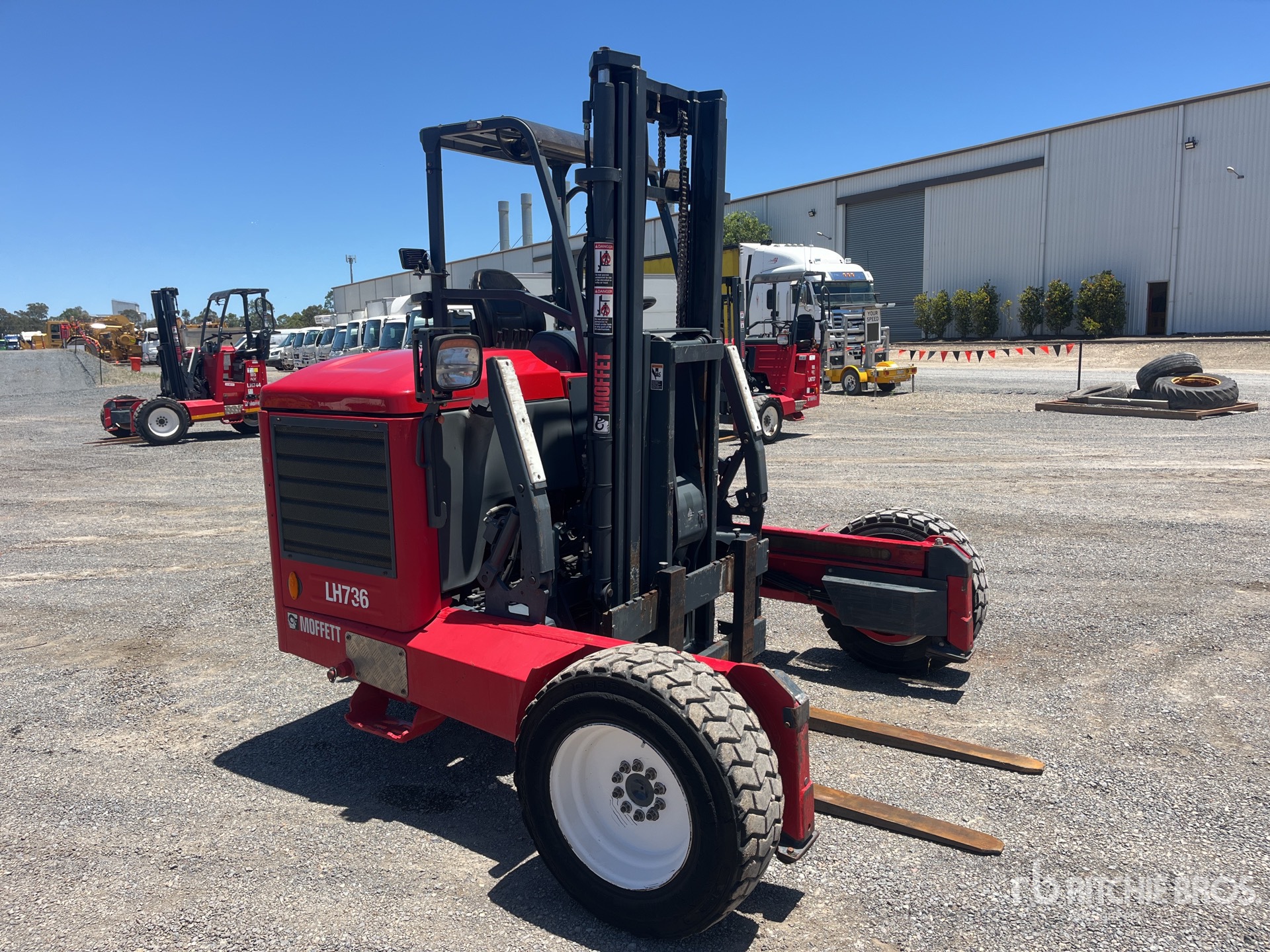 General Appearance with Picture, Right Front Corner