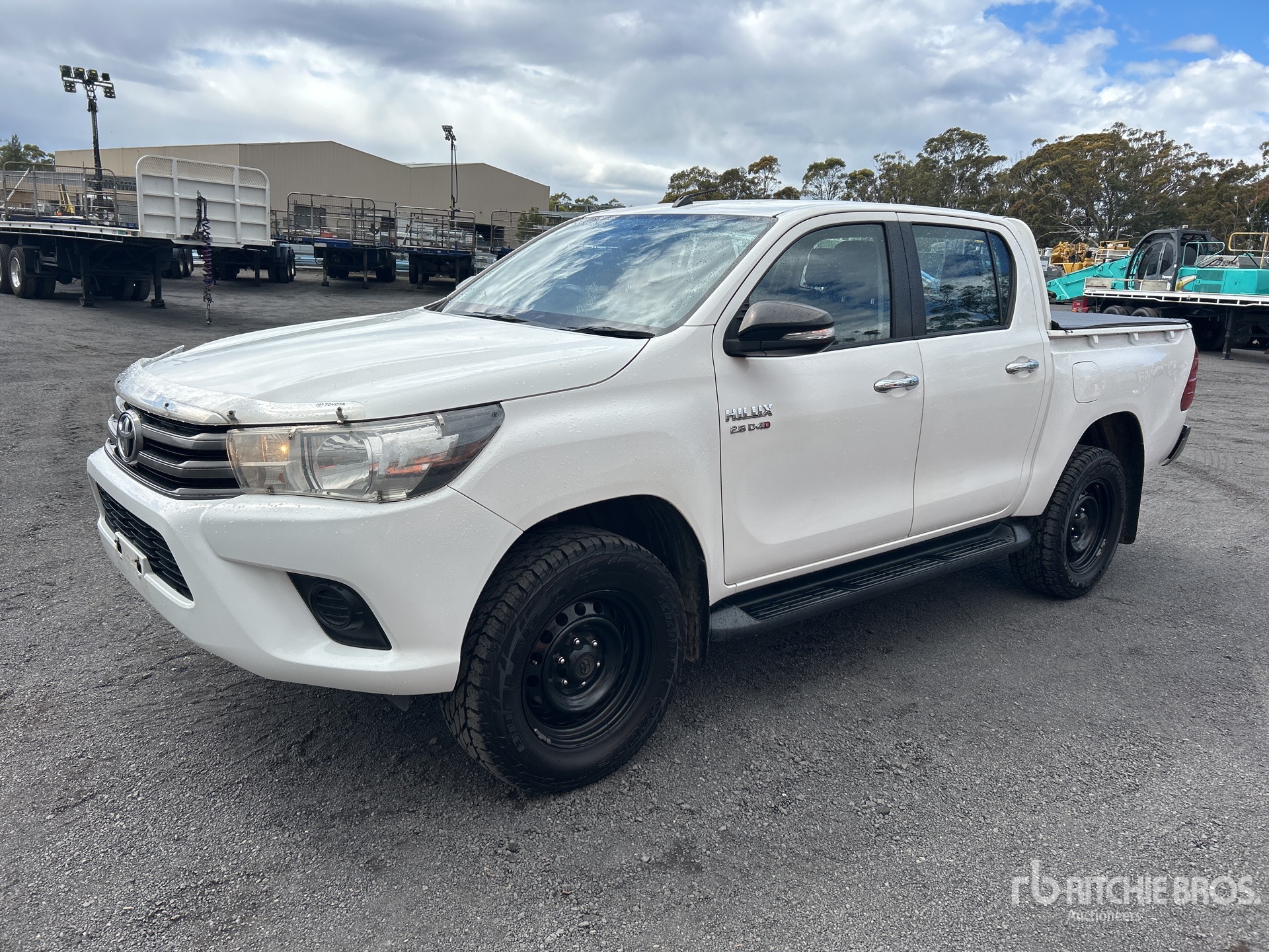 General Appearance with Picture, Right Front Corner