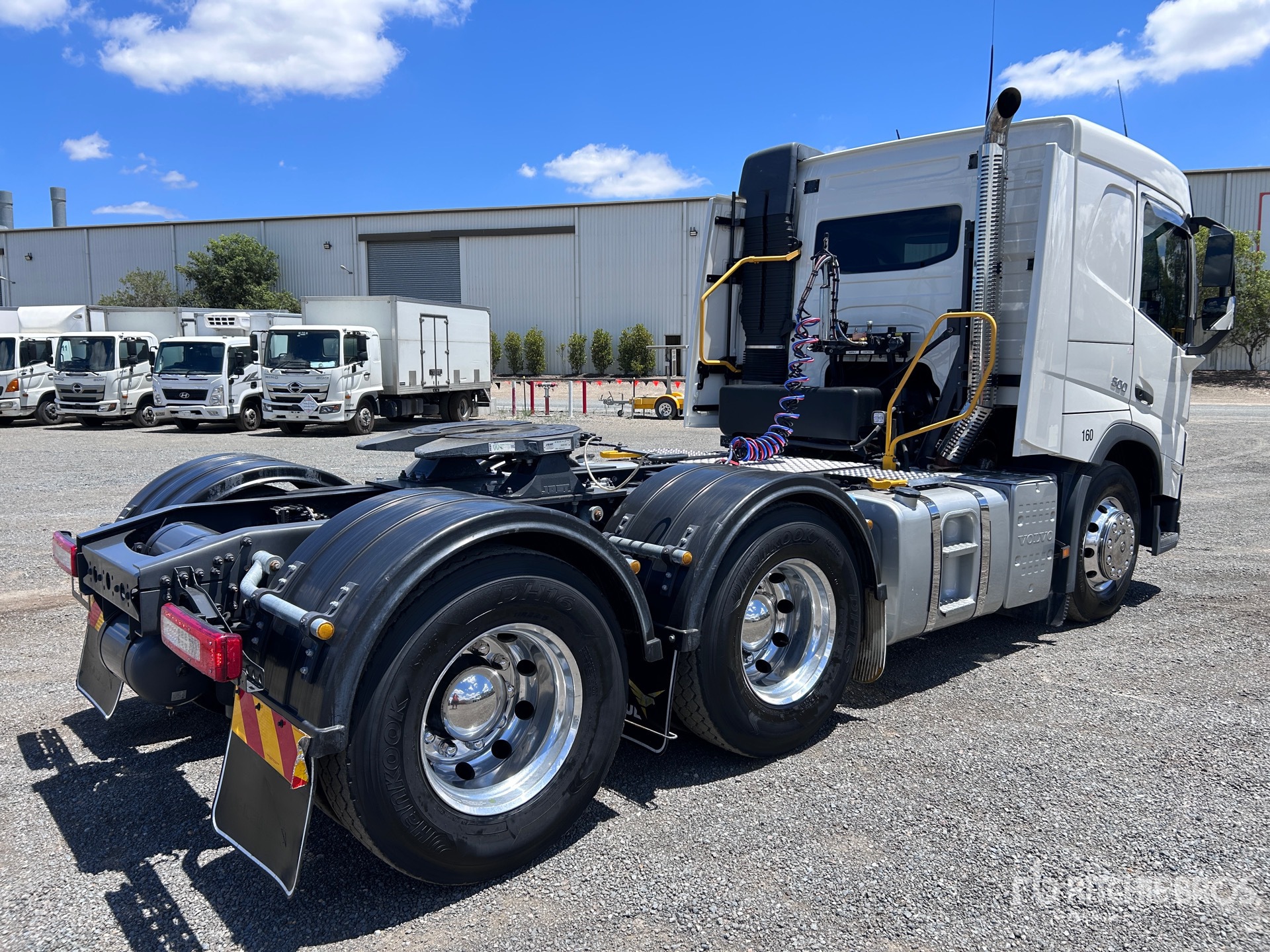 General Appearance with Picture, Left Rear Corner