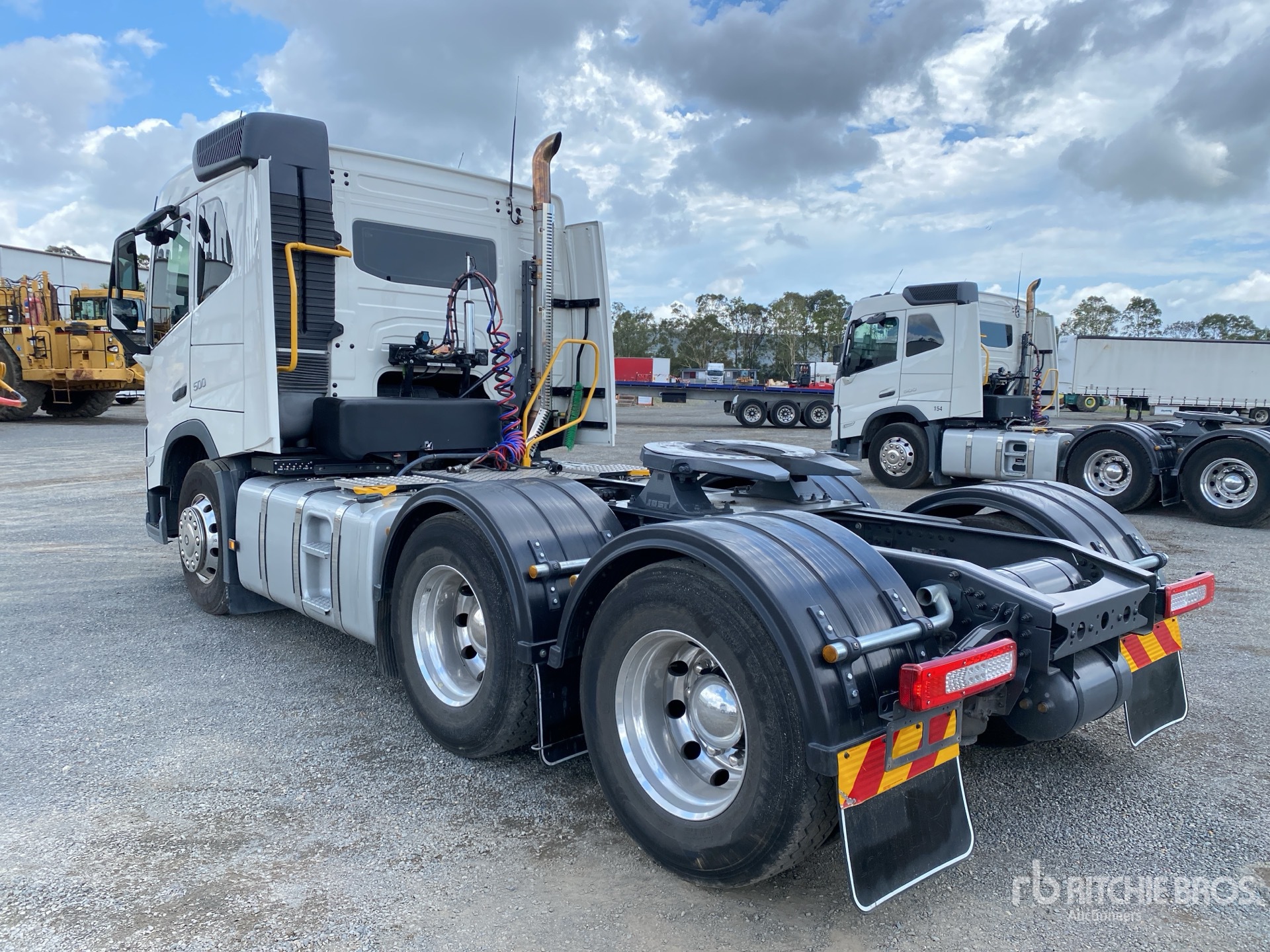 Aspect général with Image, coin arrière droit