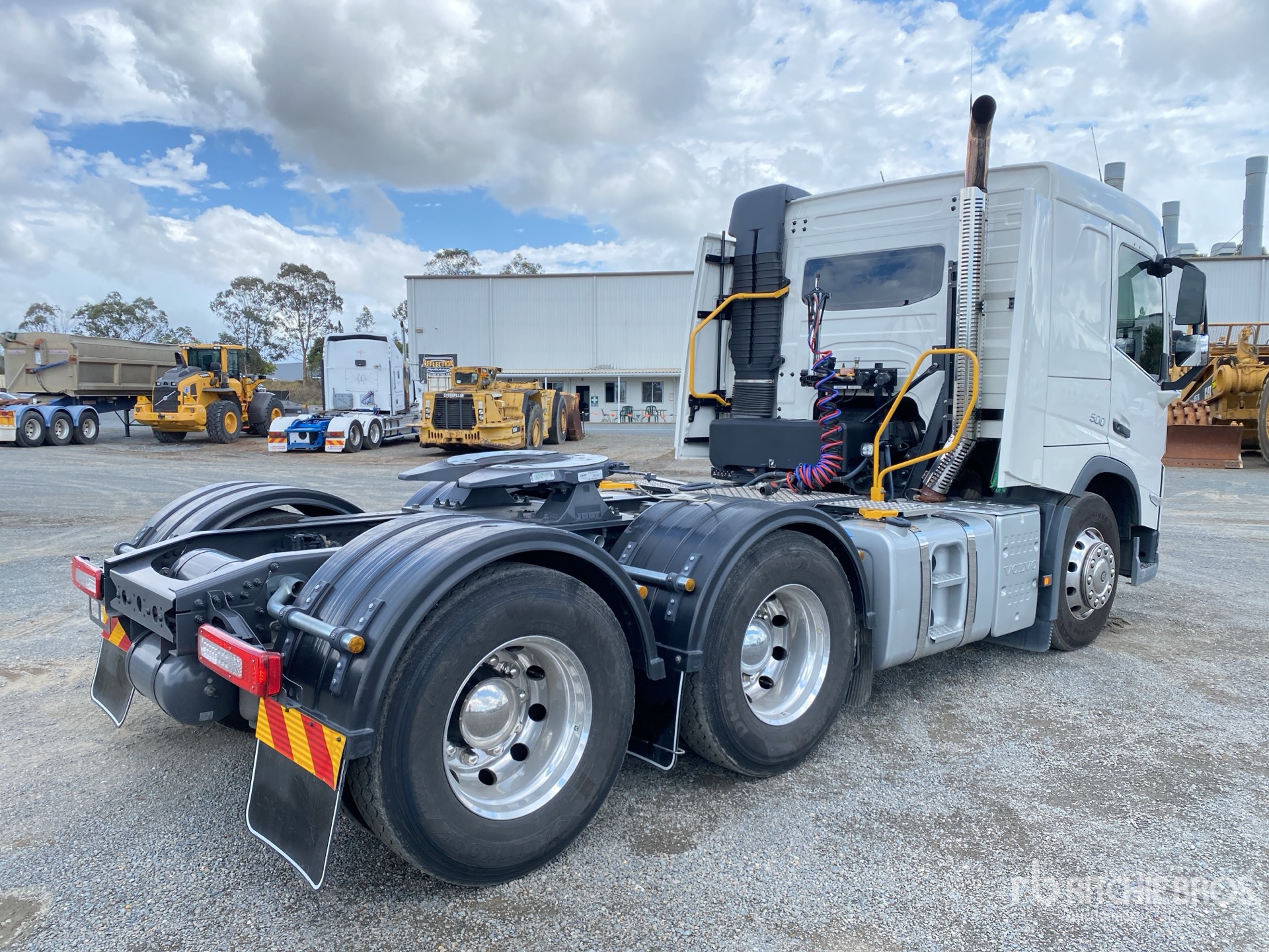 Aspect général with Image, coin arrière gauche